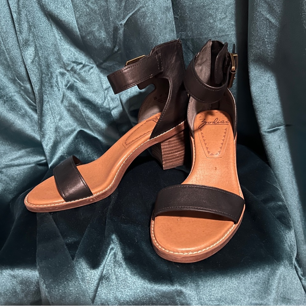 Black leather Zodiac Sandals